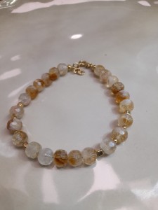 AURA BRANSOLETKA Z CYTRYNAMI