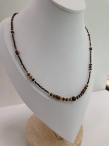 AURA NASZYJNIK Z TYGRYSIEGO OKA